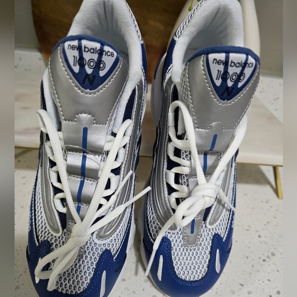 New Balance Kids Sneakers in Blue and White - Picture 12 of 16